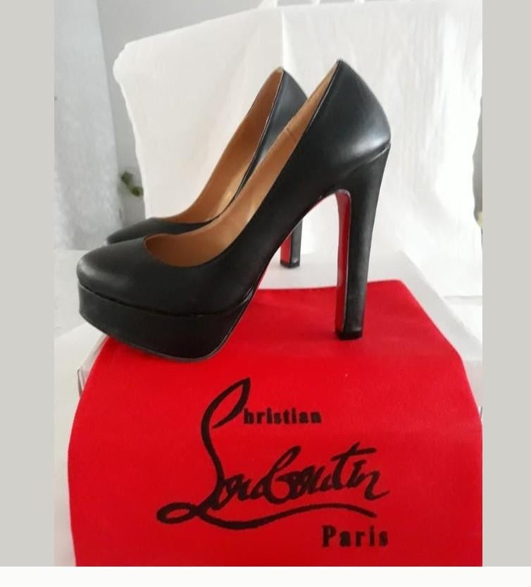 Christian Louboutin Zwarte Pumps .maat is 38., Pumps, Zwart, Nieuw, Ophalen of Verzenden
