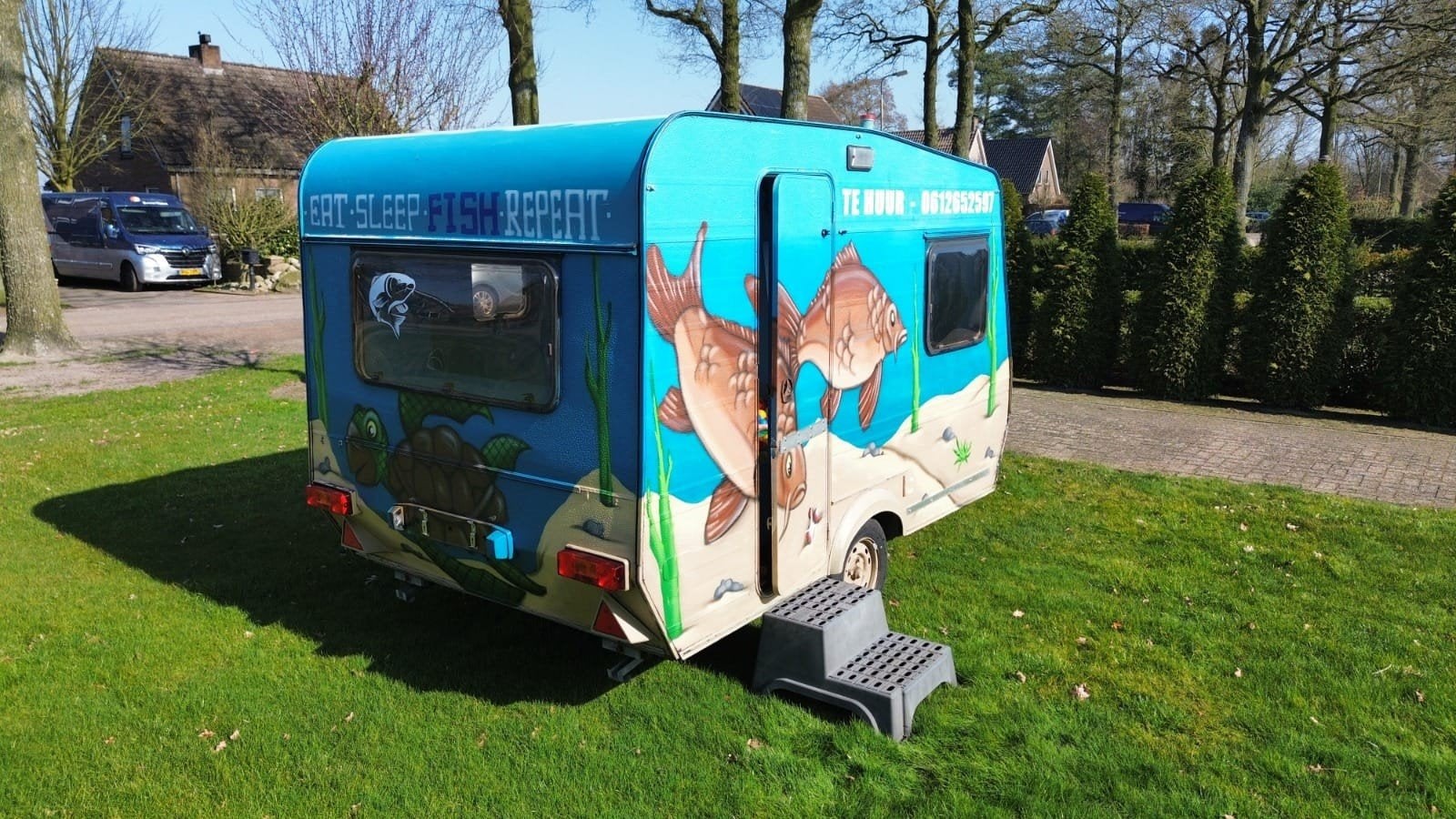 Ballenbakcaravan te huur, Ophalen