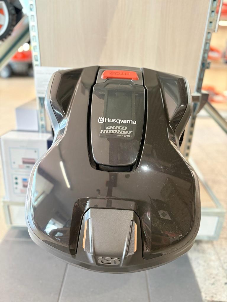 Husqvarna Automower 310, Tuin en Terras, Grasmaaiers, Ophalen, Cirkelmaaier, Minder dan 30 cm, Accu-grasmaaier