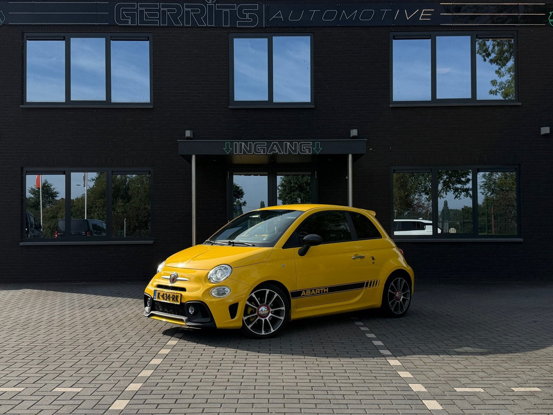 Fiat 500 1.4 T-Jet Abarth Turismo |Komt binnen|, Auto's, 4 cilinders, 165 pk, 1368 cc, 17 km/l