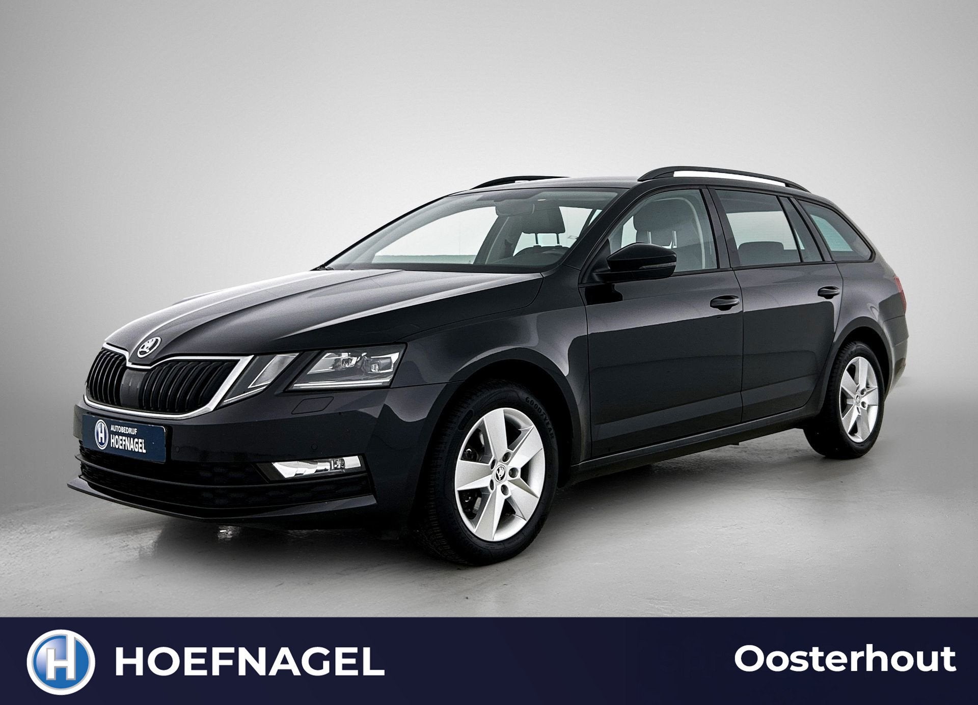 Skoda Octavia Combi 1.5 TSI Greentech Ambition | Stoelverwar, Auto's, Skoda, 4 cilinders, 150 pk, Leder en Stof, Zwart