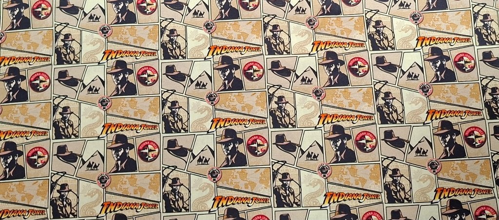 halve yard quiltstof: Indiana Jones ( Disney), Bruin, Nieuw, Ophalen of Verzenden, 30 tot 120 cm