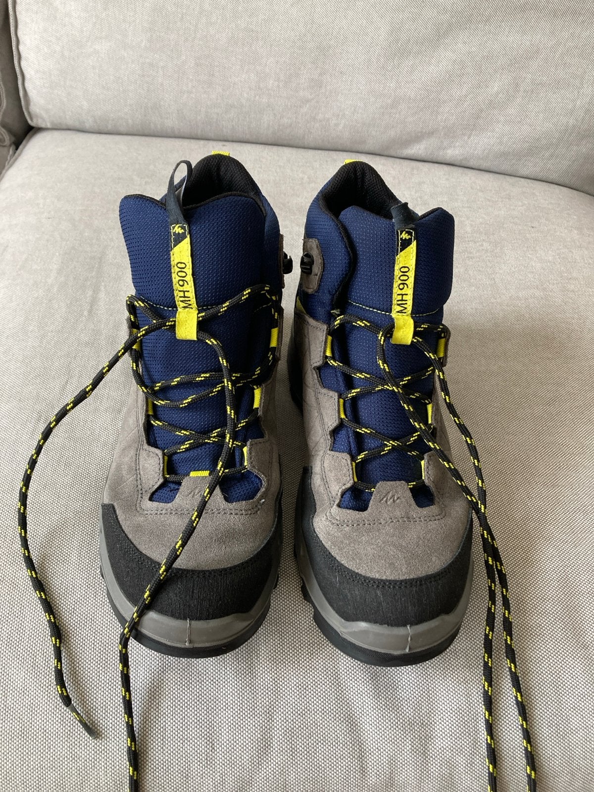 Quechua Waterdichte Wandelschoen/bergschoen maat 39, Ophalen of Verzenden, Zo goed als nieuw, Schoenen