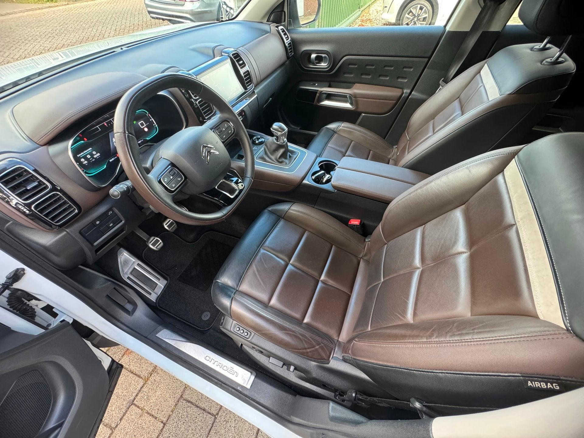 Citroen C5 AIRCROSS 1.2 Shine|Leer|Bi-tone|Stoelverw|Led|, Voorwielaandrijving, 1350 kg, Gebruikt, C5 Aircross