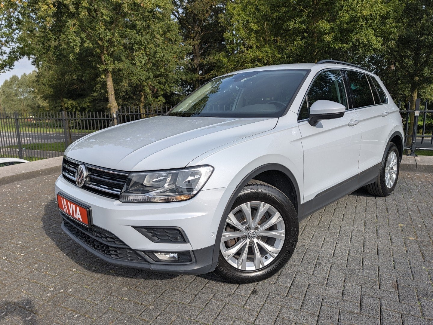 Volkswagen Tiguan 1.4 TSI | 150PK | 4Motion | Comfortline |, Auto's, Stof, Gebruikt, 4 cilinders, Wit