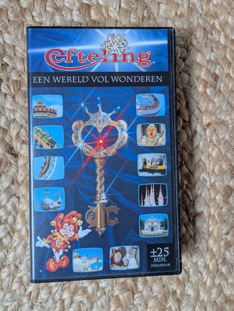Oude videoband over de Efteling uit de jaren 90, Alle leeftijden, Zo goed als nieuw, Documentaire, VHS
