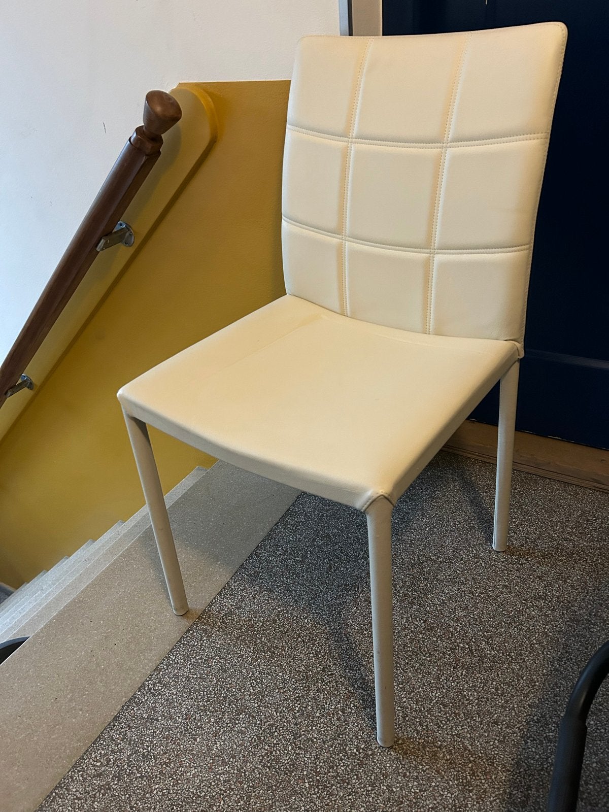 Gilda by Bonaldo Italiaans design eetkamerstoel crème leer, Ophalen, Gebruikt, Wit, Leer