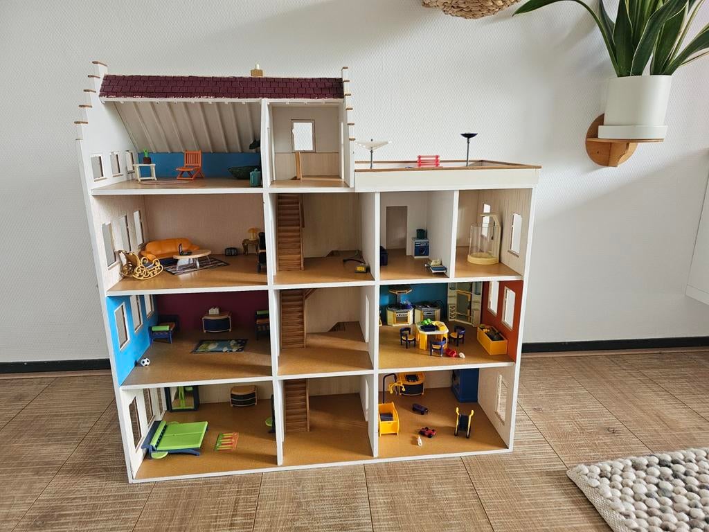 Poppenkast hout en zwaar materiaal, Ophalen of Verzenden, 25 tot 50 cm, 50 tot 100 cm, Minder dan 100 cm