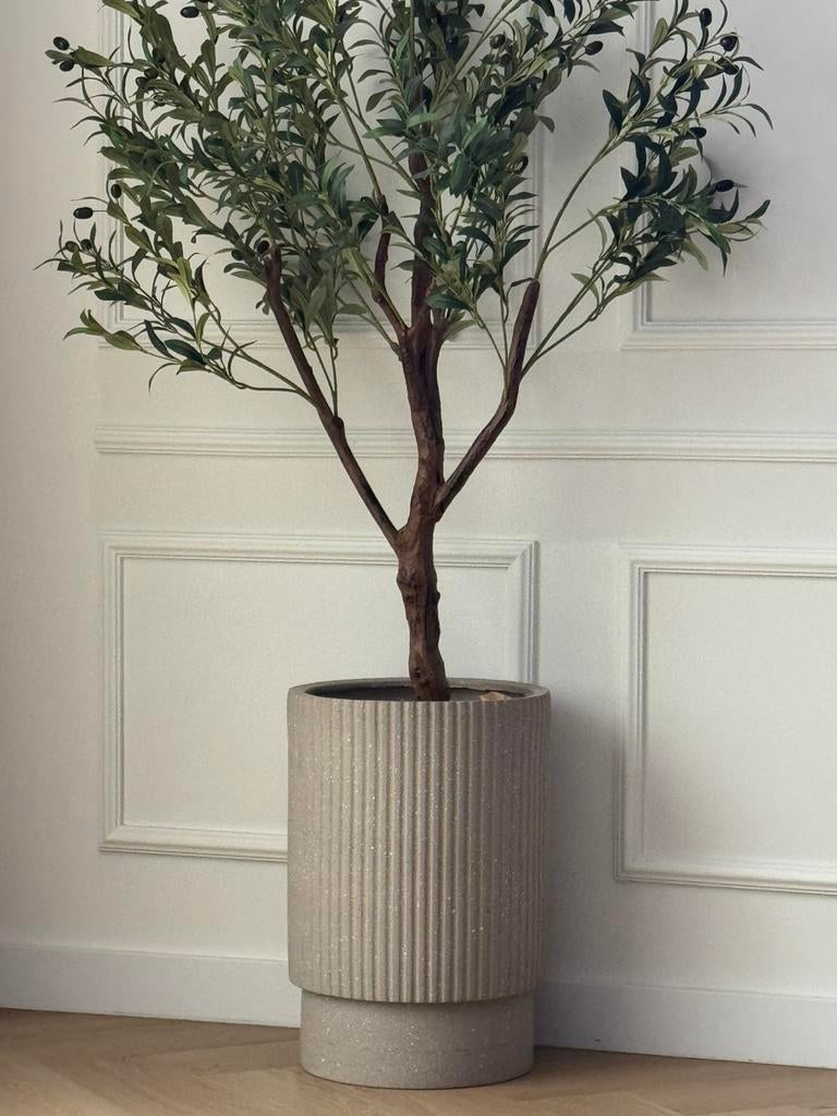 Off white bloempot (beige), Tuin en Terras, Bloempotten, Rond, Nieuw, Balkon, Aardewerk