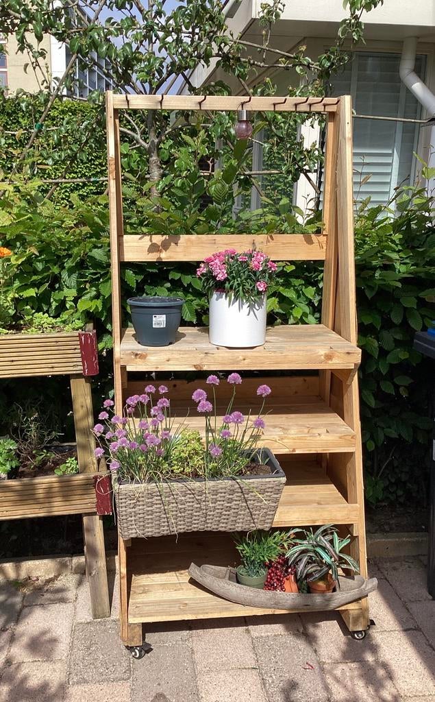 Gratis, tuin, decoratie bloemen kast, Tuin en Terras, Ophalen, Gebruikt, Hout, Overige typen