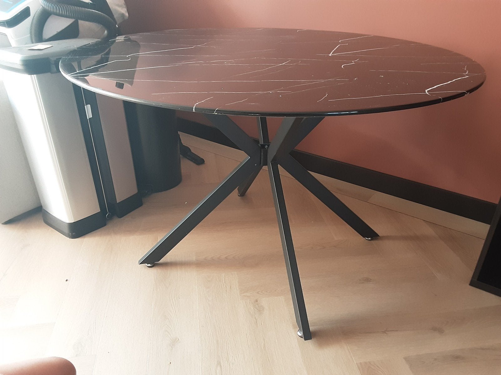 Eettafel met 4 stoelen, Overige materialen, Gebruikt, Rond, Vier personen