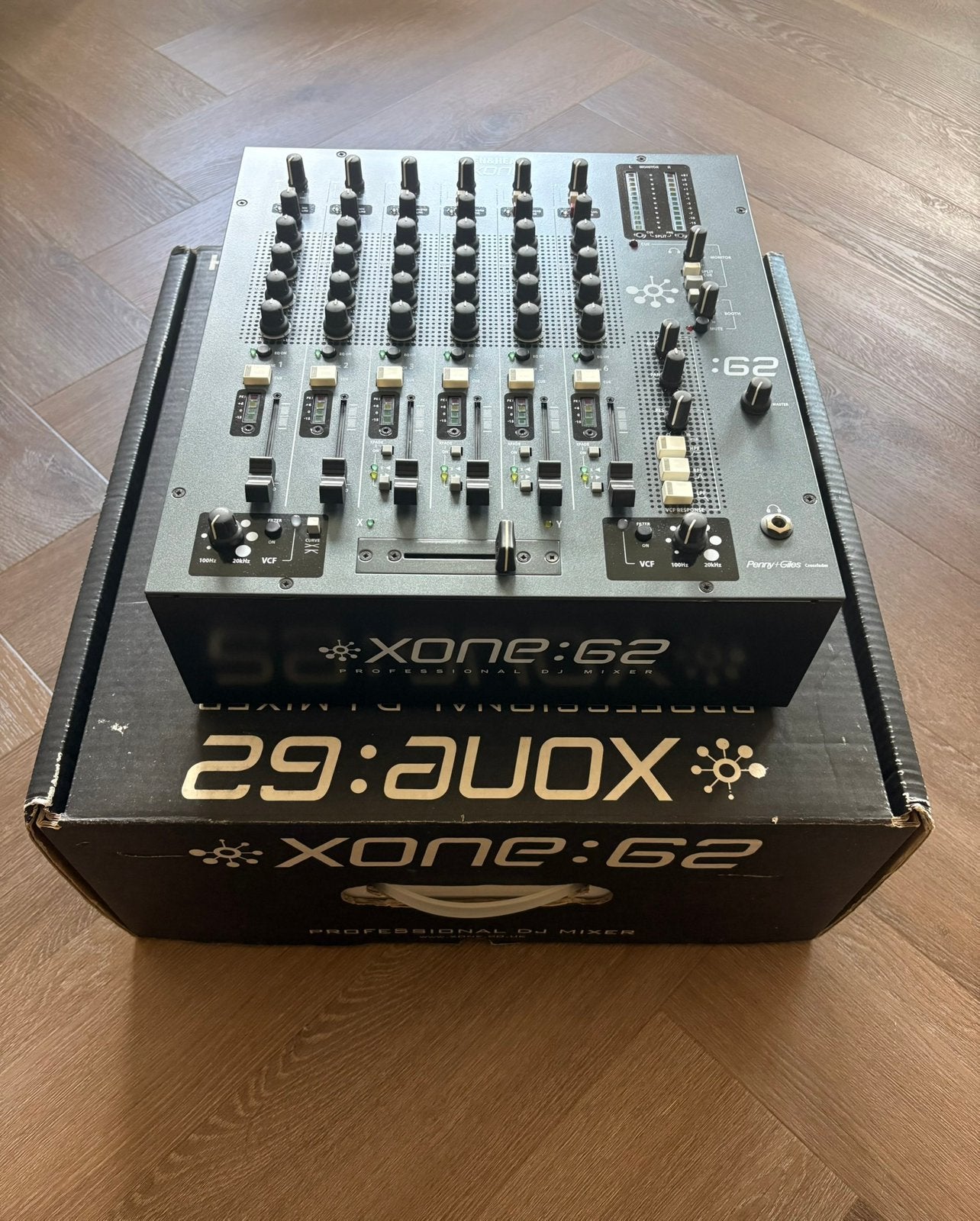Allen & Heath Xone 62 DJ-mixer, Ophalen, Zo goed als nieuw, Minder dan 5 kanalen