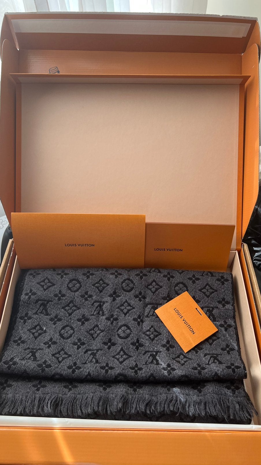 Louis vuitton monogram sjaal origineel M78526, Ophalen of Verzenden, Zo goed als nieuw, Overige maten, Sjaal