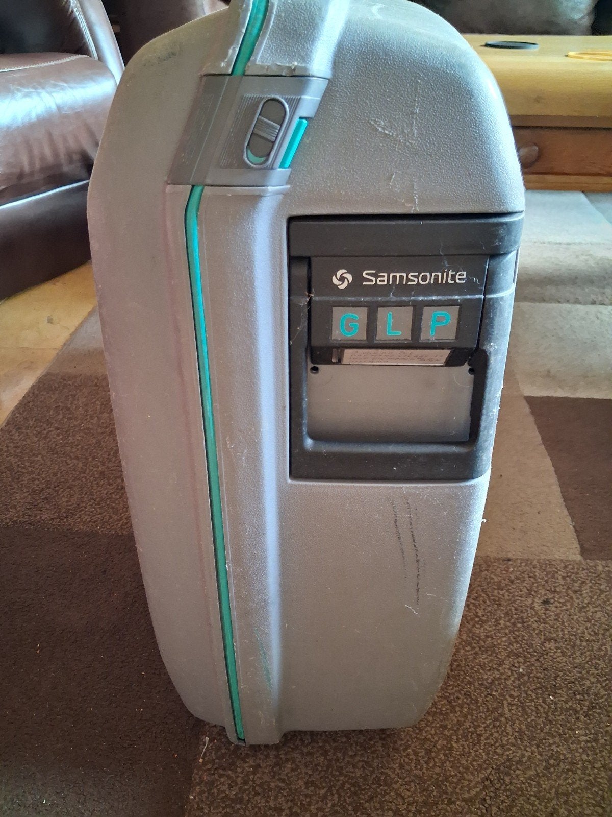 Samsonite koffer met wieltjes en cijferslot, Ophalen, Gebruikt, Hard kunststof, Slot