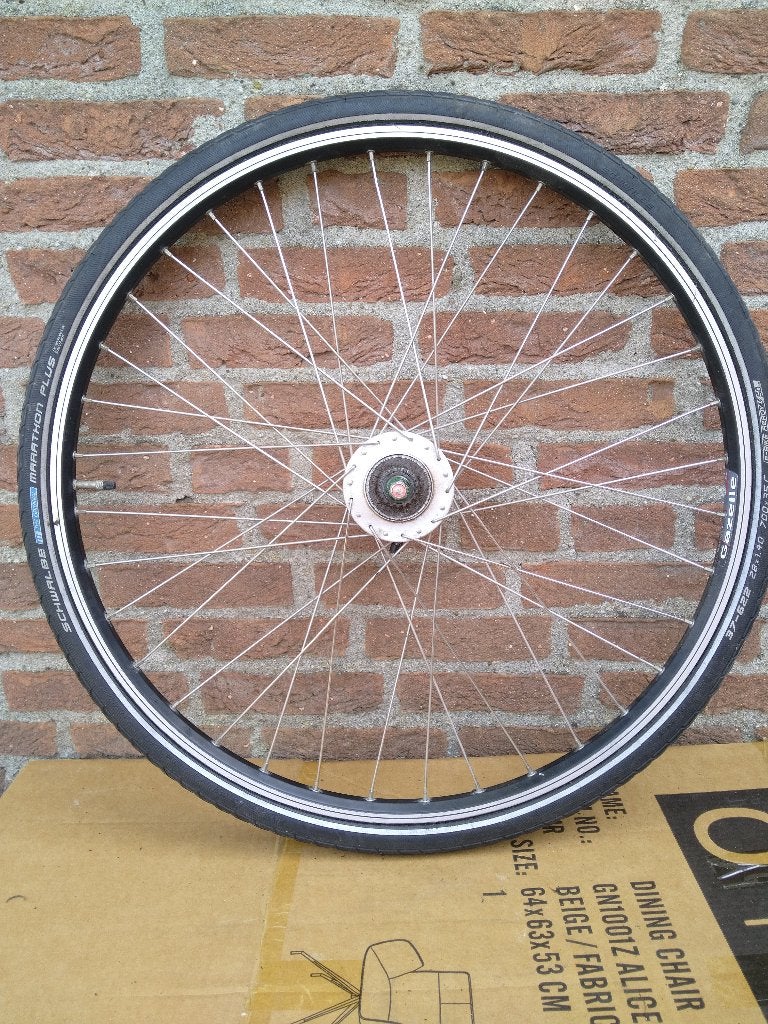 Voorwiel 28 inch met naafdynamo rollerbrake €50,-, Fietsen en Brommers, Wiel, Gebruikt, Flyer, Flyer