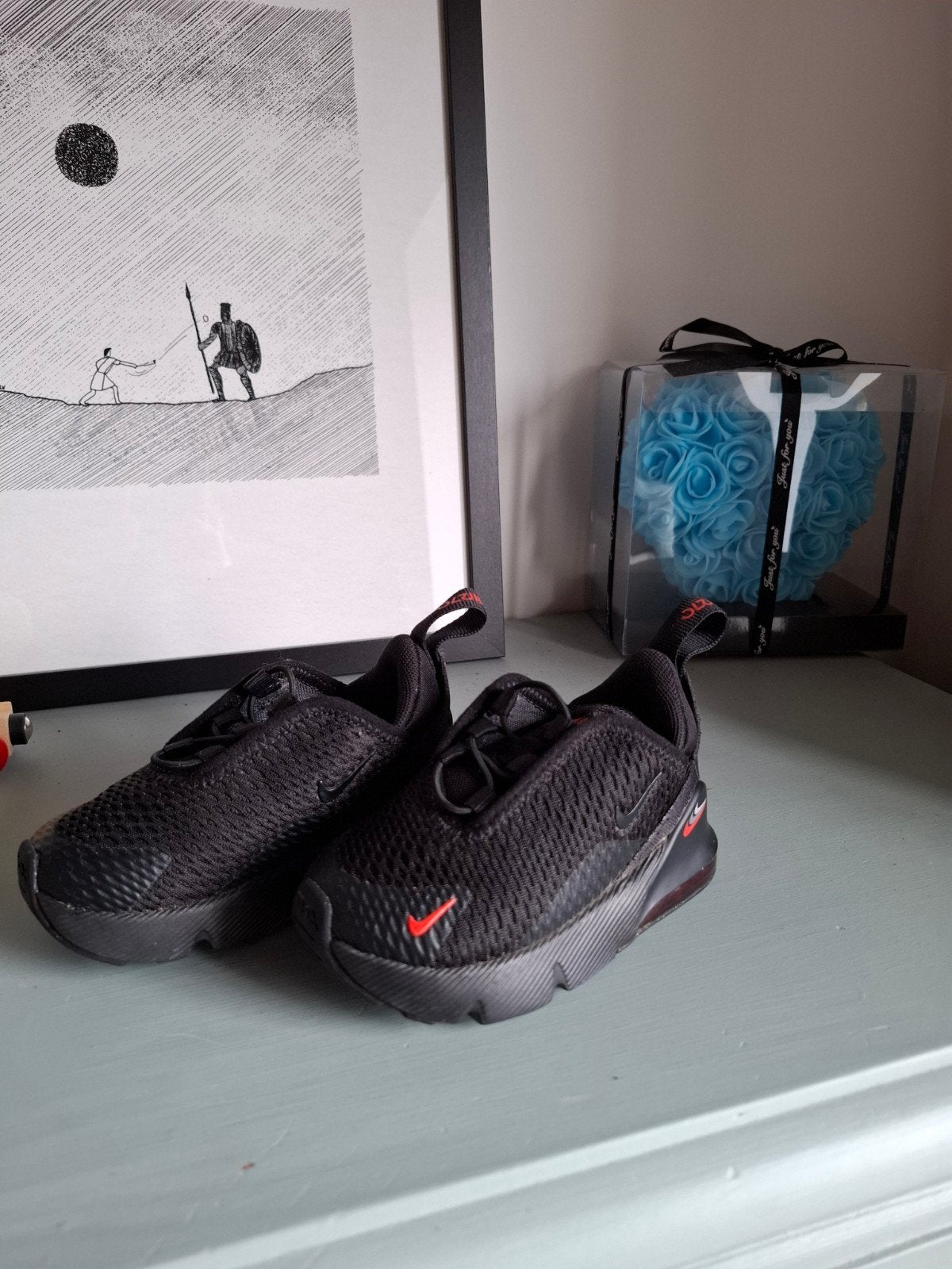 Nike Air Max 270 Zwart/Rood Maat 21 - Nauwelijks Gedragen, Kinderen en Baby's, Kinderkleding | Schoenen en Sokken, Nieuw, Ophalen of Verzenden