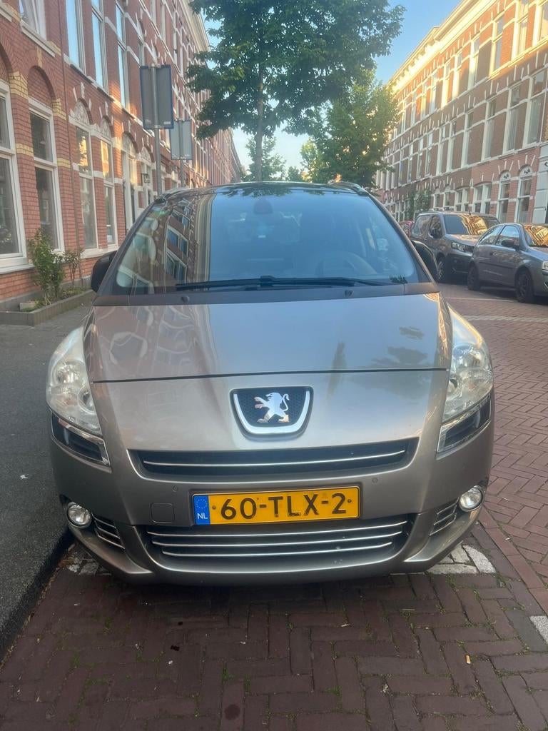 Peugeot 5008 1.6 THP 17 Aut6 2012 Grijs, Auto's, Peugeot, Particulier, ABS, Adaptieve lichten, Adaptive Cruise Control, Airbags