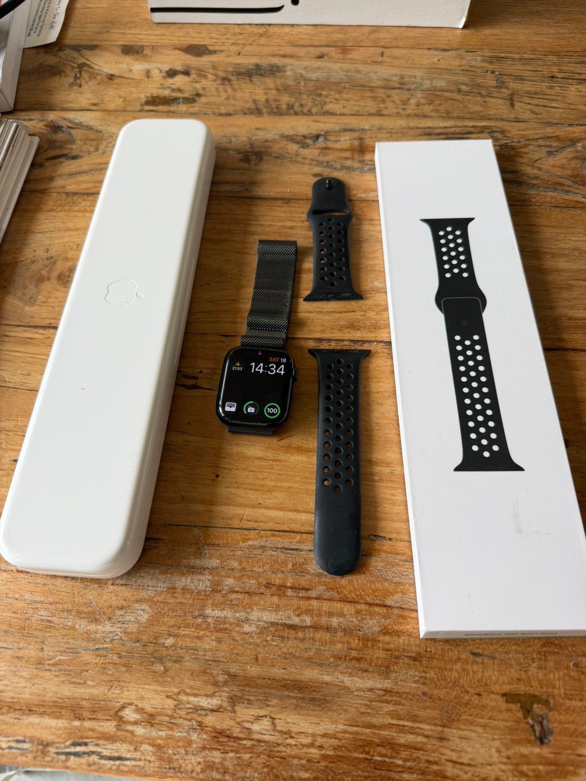 Apple Watch sport Series 7 Cellular - 45mm, Zwart, IOS, Ophalen of Verzenden, Waterdicht