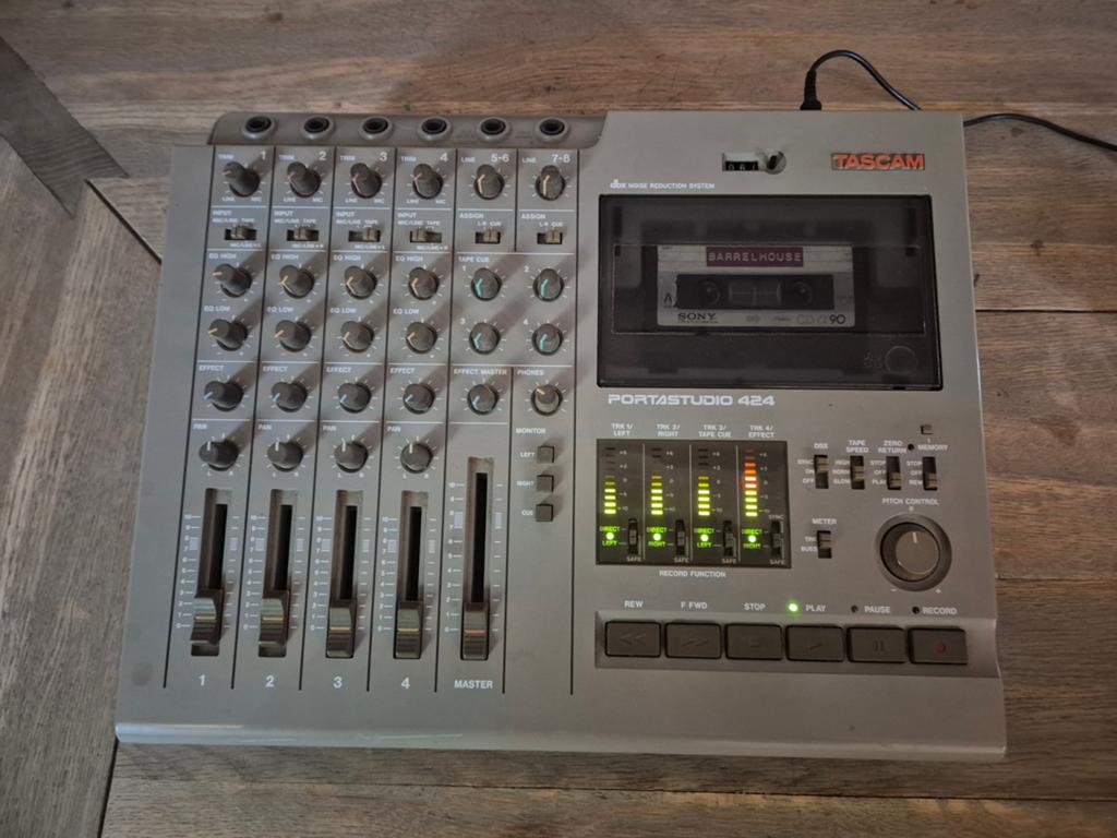 Tascam 424 Portastudio, Muziek en Instrumenten, Mengpanelen, Ophalen of Verzenden, Gebruikt, Minder dan 5 kanalen