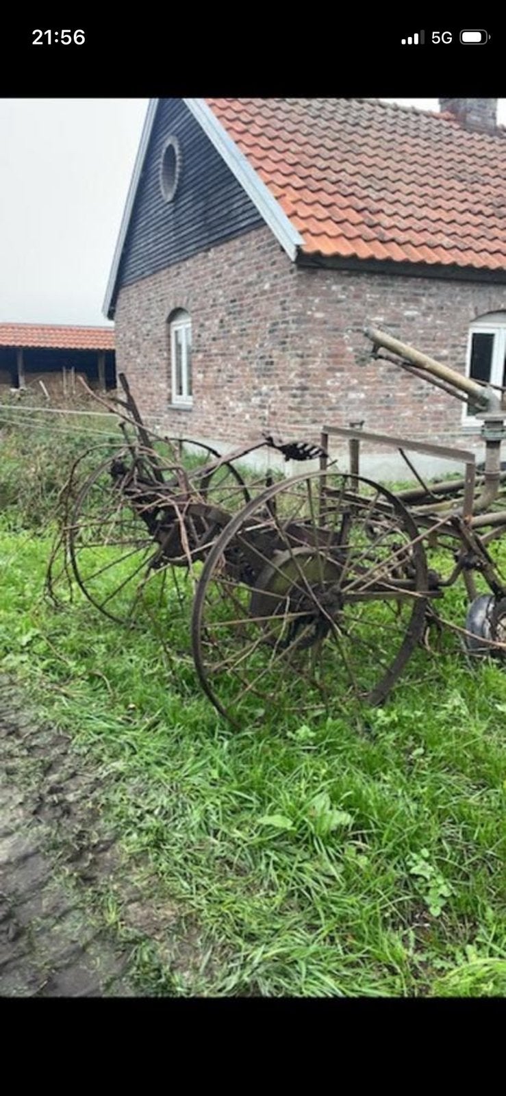 Hooi schudder paard, Ophalen