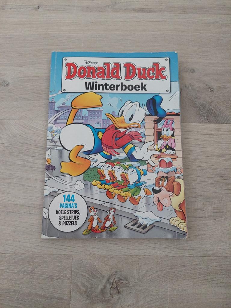 Donald Duck winterboek 2020, Gelezen, Eén stripboek, Ophalen of Verzenden, Donald Duck