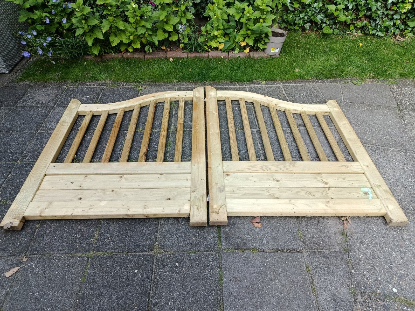 Houten Tuinpoort Hek - Dubbele Poort, Ophalen, Met poort, Zo goed als nieuw, Tuinhek