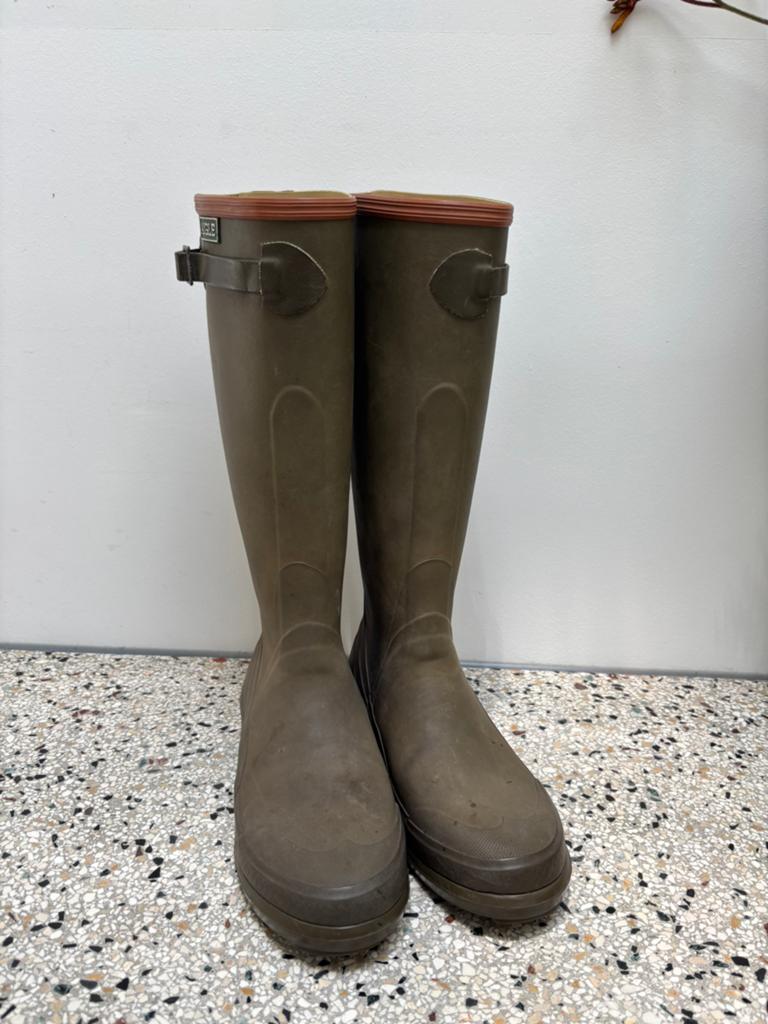 Aigle regenlaarzen maat 38, Kleding | Dames, Ophalen of Verzenden, Gedragen, Regenlaarzen