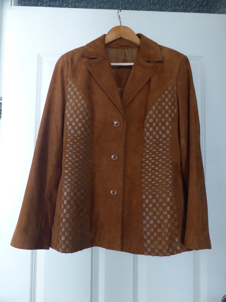 Suede colbert Zerimar M met gevlochten details, Maat 38/40 (M), Bruin, Ophalen of Verzenden, Zo goed als nieuw