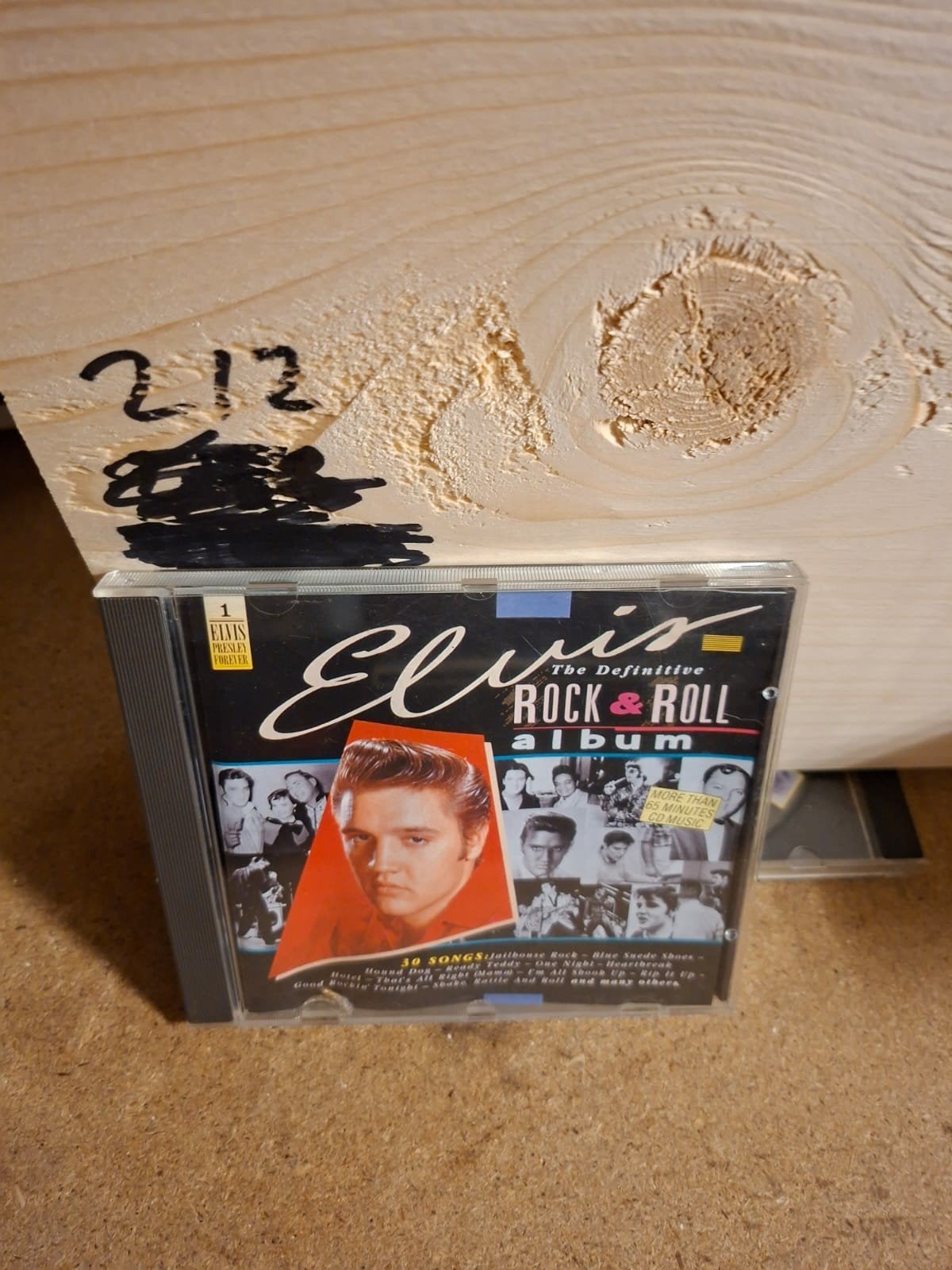 Elvis Presley - The Definitive Rock & Roll Album CD, Ophalen of Verzenden, Gebruikt, Rock, Album