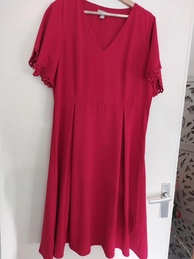 Prachtig jurk, Kleding | Dames, Ophalen, Zo goed als nieuw, Zwart, Jurk