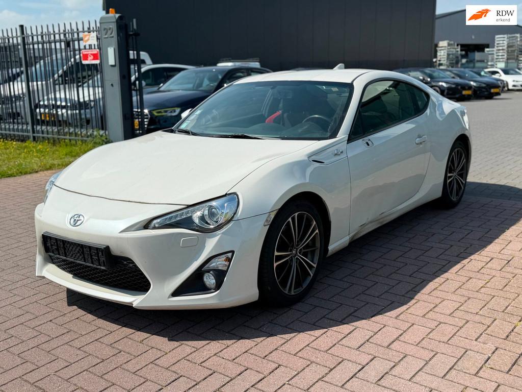 Toyota GT86 2.0 D-4S Pure 2015 200PK Handgeschakeld met werk, Auto diversen, Schadeauto's, Toyota, Handgeschakeld, Benzine, Coupé