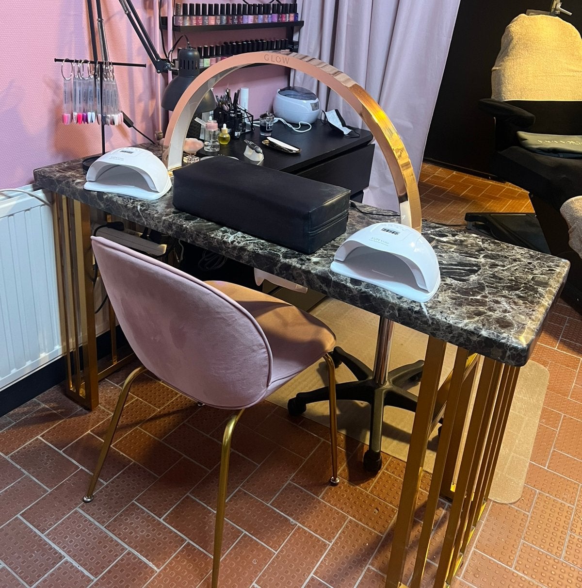 Manicure tafel, Ophalen, Zo goed als nieuw