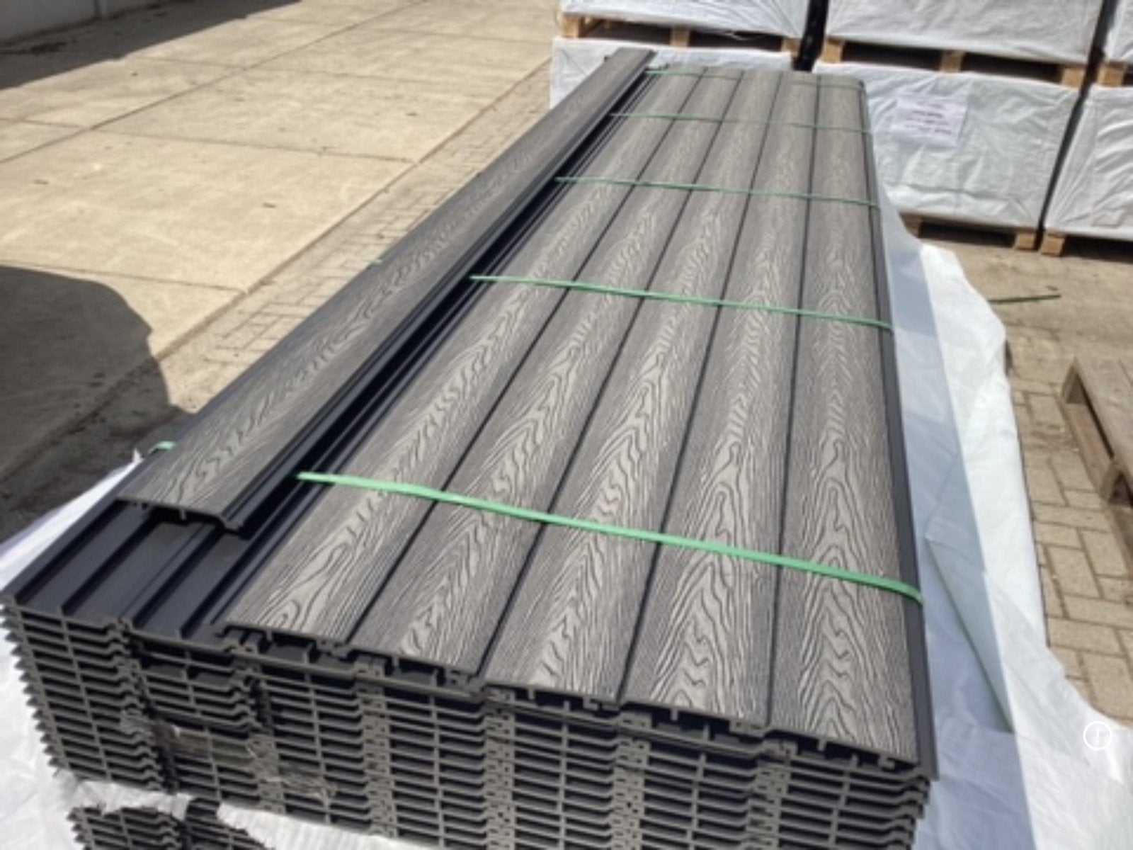 Kunststof planken. Gevelbekleding. Wandbekleding. Planken., Doe-het-zelf en Verbouw, Platen en Panelen, Ophalen, Nieuw