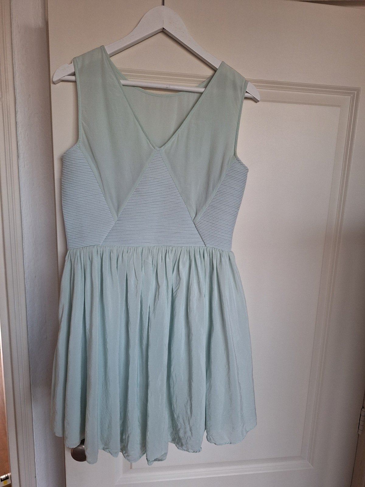 Reiss mintgroene feestelijke jurk maat 40, Kleding | Dames, Jurken, Ophalen of Verzenden