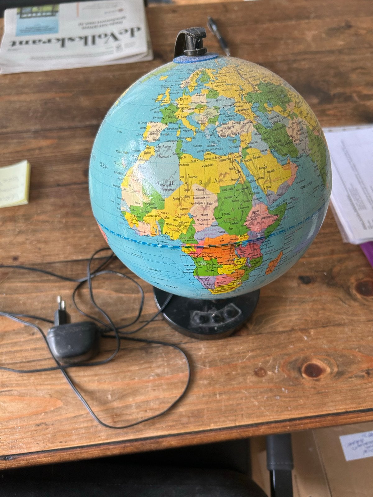 Verlichte Wereldbol - Educatief en Decoratief, Gebruikt, Kunststof, Staatkundige wereldbol, Ophalen