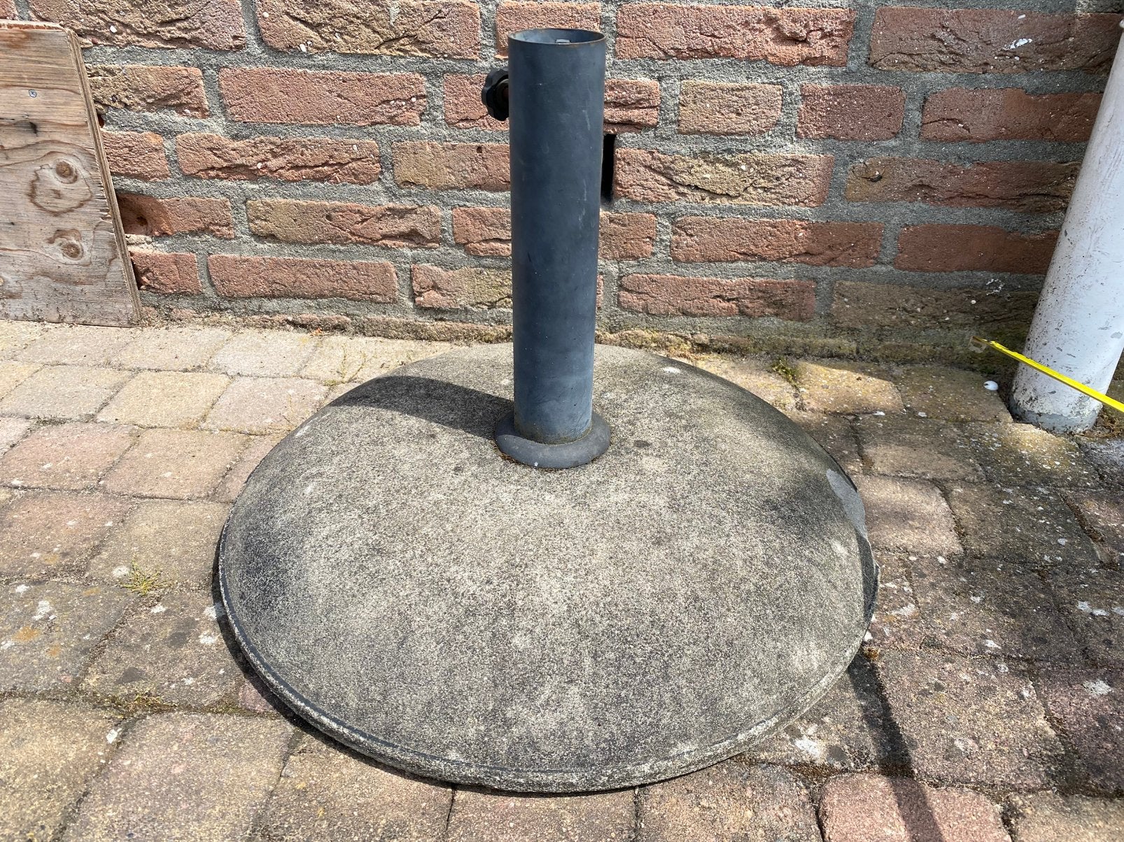 Parasolvoet steen, beton, zwaar. Parasol poot., Tuin en Terras, Parasols, Ophalen, Gebruikt, Minder dan 1 meter, Parasolvoet