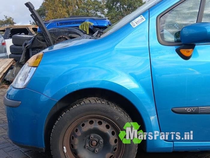 Scherm links-voor van een Renault Modus, Auto-onderdelen, Carrosserie en Plaatwerk, Gebruikt, -, Renault, -