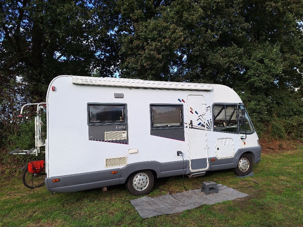 Burstner intergraal camper, Integraal, Buitenlamp, Ringverwarming, Fiat