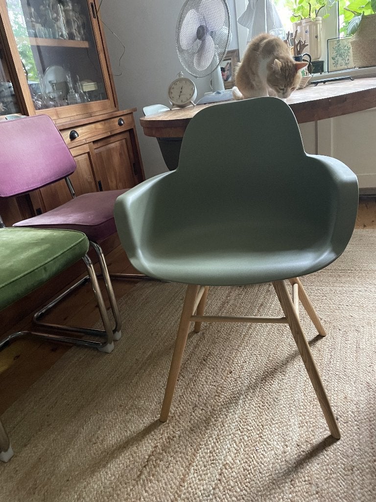 4 groene eetkamerstoelen in goede staat, Ophalen, Kunststof, Gebruikt, Overige kleuren