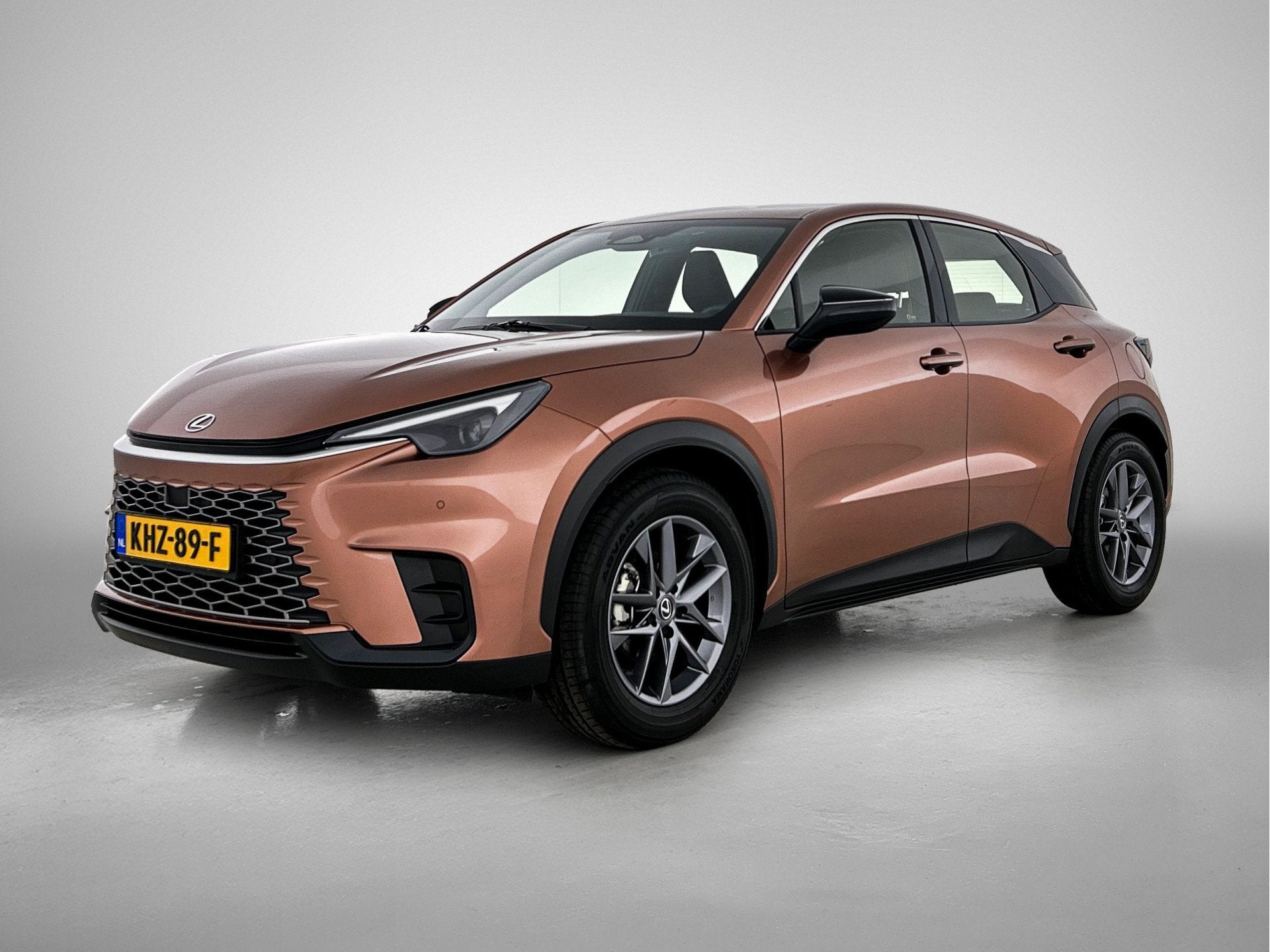 Lexus LBX 2WD | Parkeersensoren | Stoelverwarming | Blind Sp, Auto's, 12 maanden, Gebruikt, 1490 cc, Bedrijf