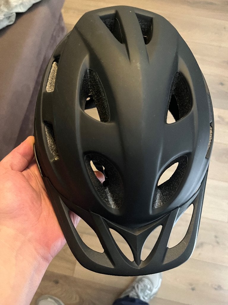 E-bike helm, Fietsen en Brommers, Fietsaccessoires | Fietshelmen, Ophalen of Verzenden, Zo goed als nieuw, Heer of Dame