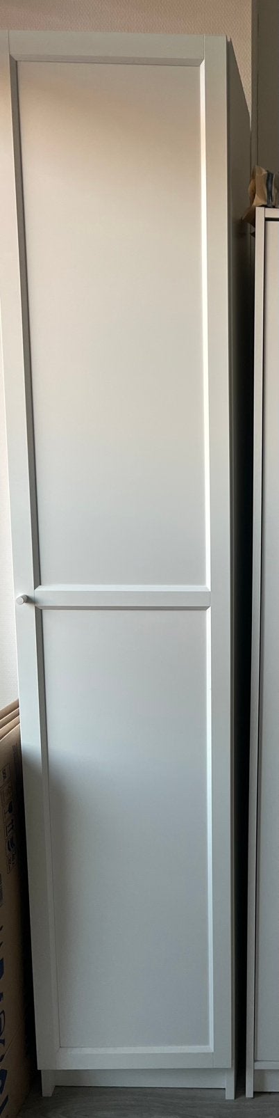 Ikea Single wardrobe - White - storage space, Ophalen, Zo goed als nieuw, Binnendeur, 200 tot 215 cm