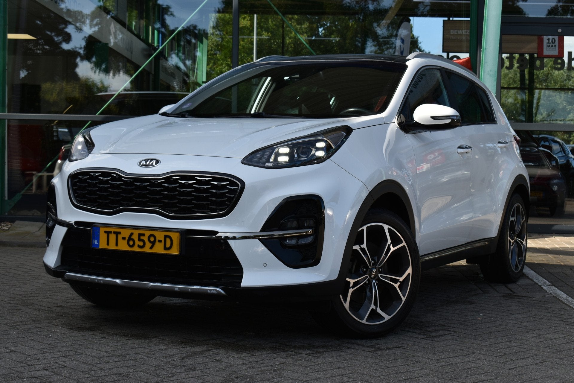 Kia Sportage 1.6 T-GDI GT-Line Handgeschakeld 177pk | Parkee, Auto's, Gebruikt, 4 cilinders, 1445 kg, Wit