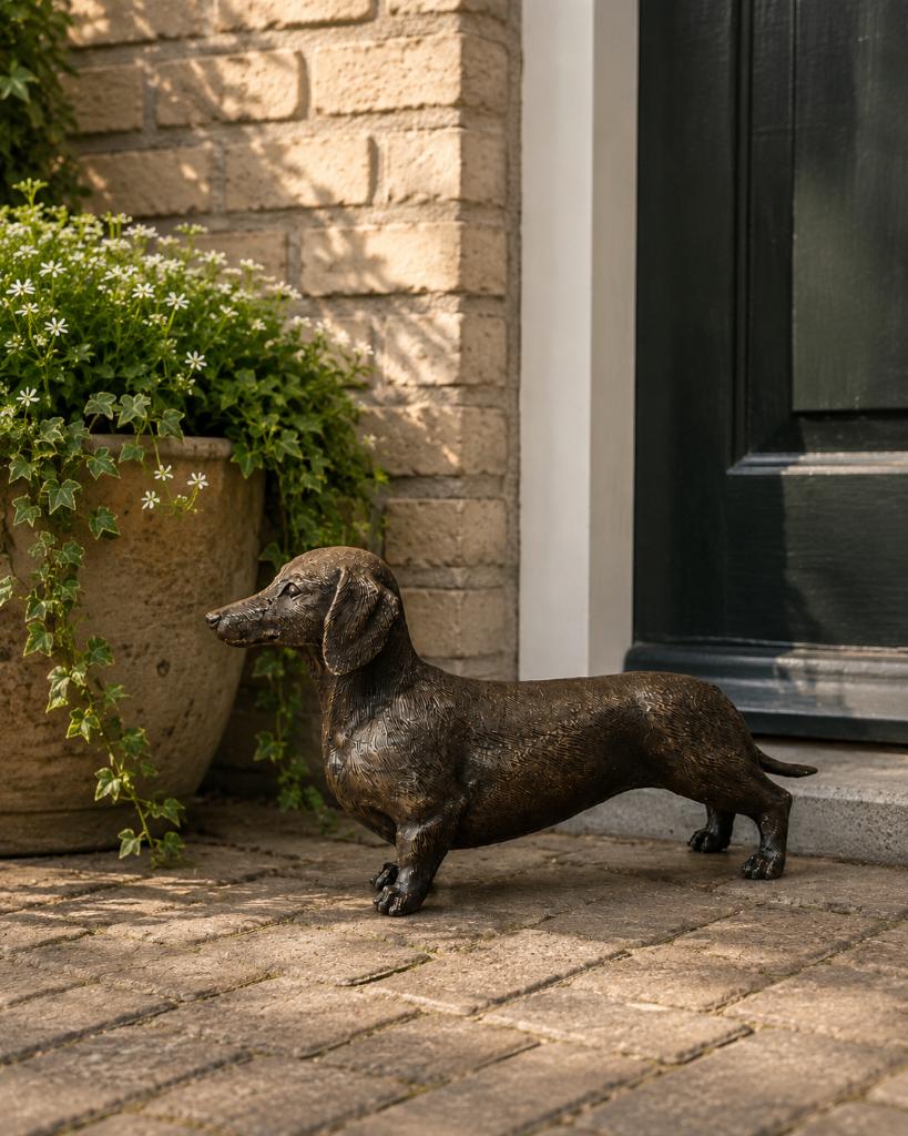 TECKEL / 2 MATEN / TEKKEL/ HOND / TUINBEELD/, Tuin en Terras, Dierenbeeld, Nieuw, Info@huisentuindecoratiemarie.nl, Huis en tuin decoratie marie