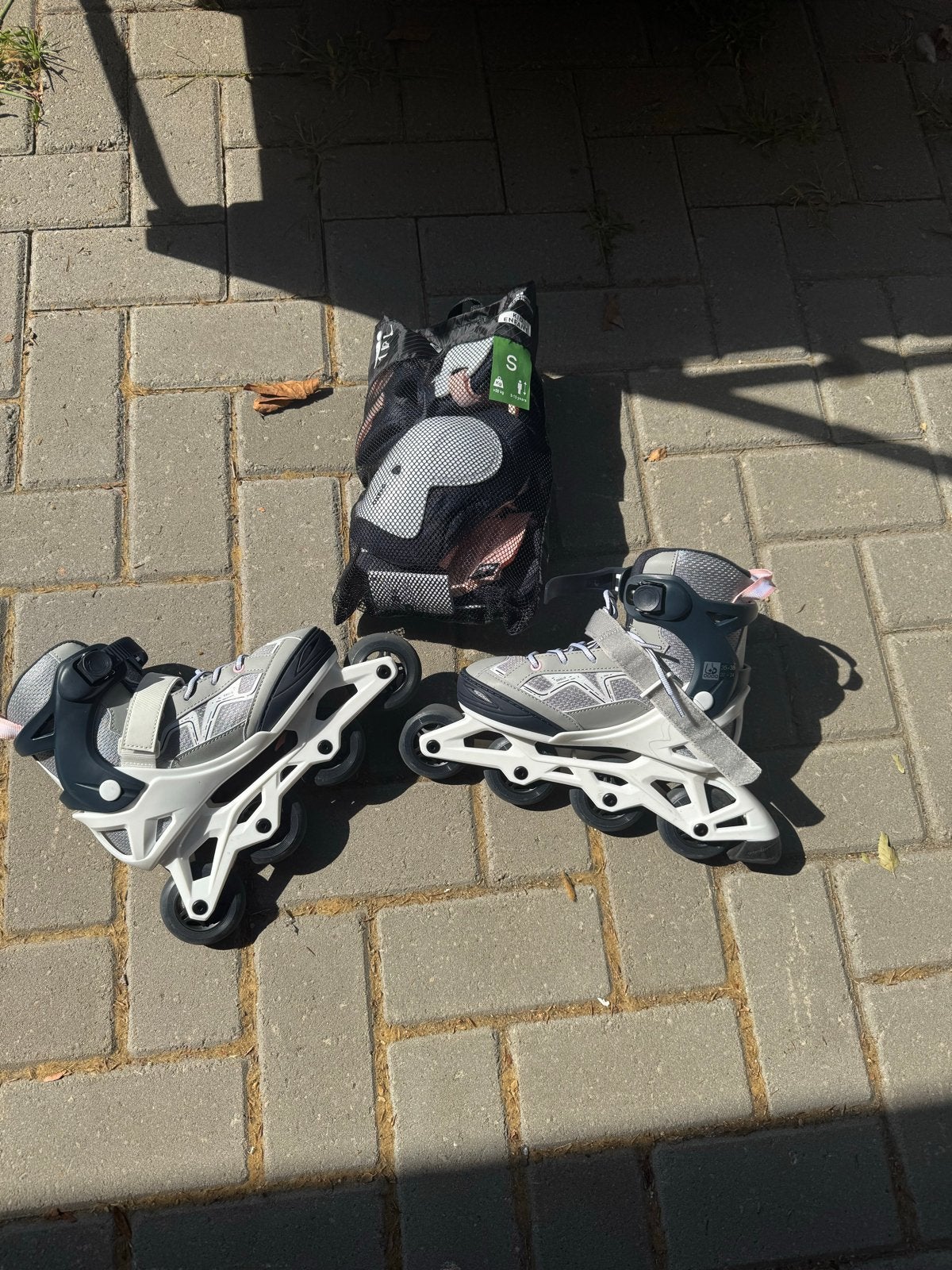 Verstelbare inline skates met bescherming - Maat 35-38, Sport en Fitness, Schaatsen, Ophalen of Verzenden, Zo goed als nieuw, Overige typen