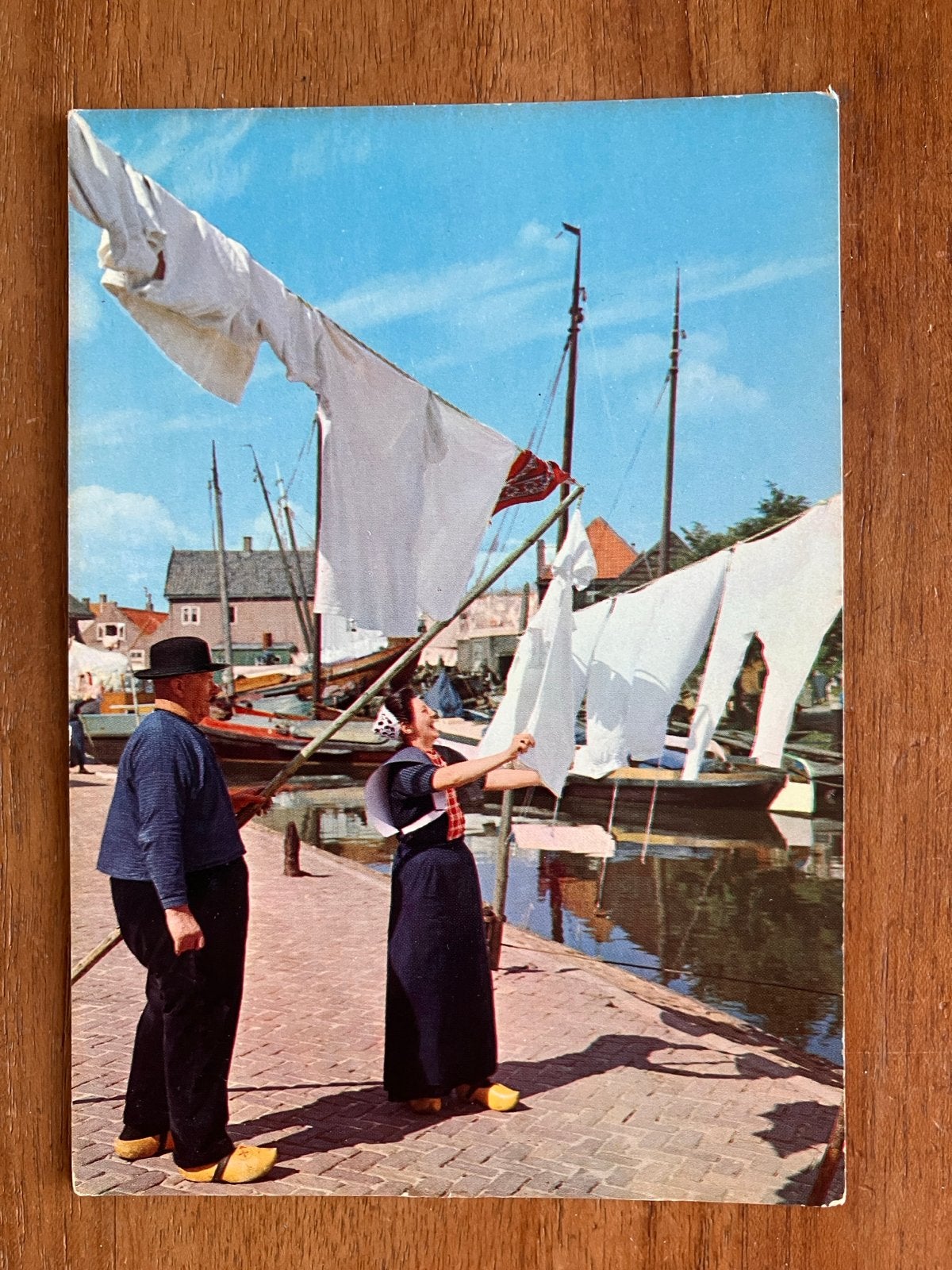 Spakenburg - De schone witte was, Ophalen of Verzenden, 1960 tot 1980, Ongelopen, Stad of Dorp