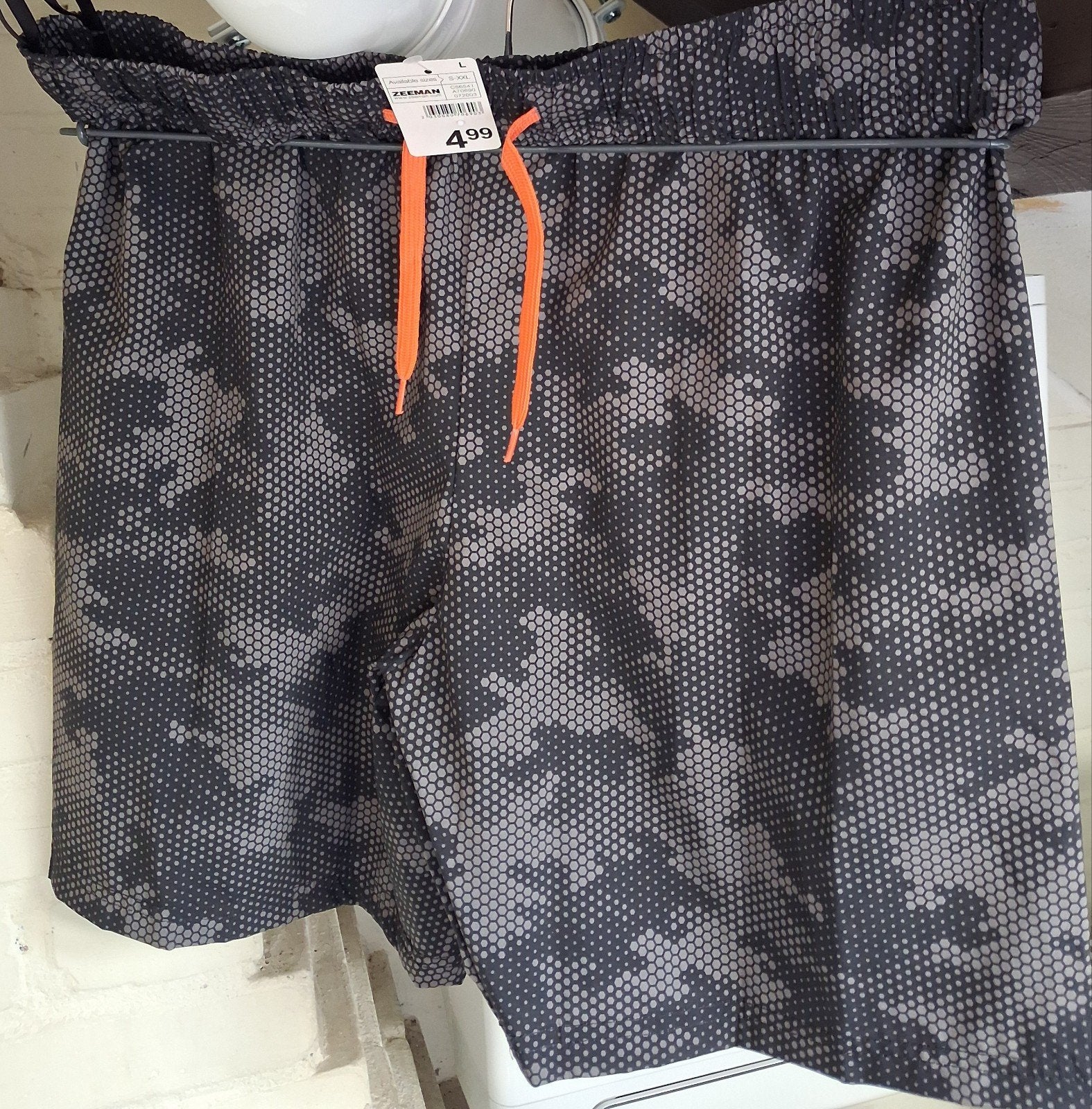 Nieuwe korte broek L, Ophalen of Verzenden