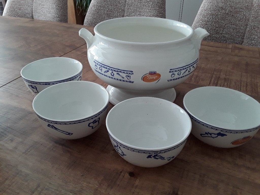 vintage soepterrine met soepkommen. Maxwell & WILLIAMS. UNOX, Overige typen, Nieuw, Ophalen of Verzenden, Overige stijlen