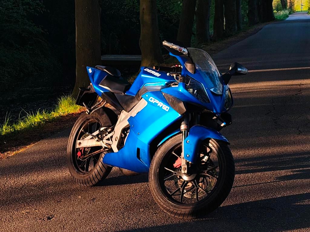 Derbi GPR 50, Fietsen en Brommers, Brommers | Derbi, Gebruikt, Maximaal 45 km/u, Ophalen