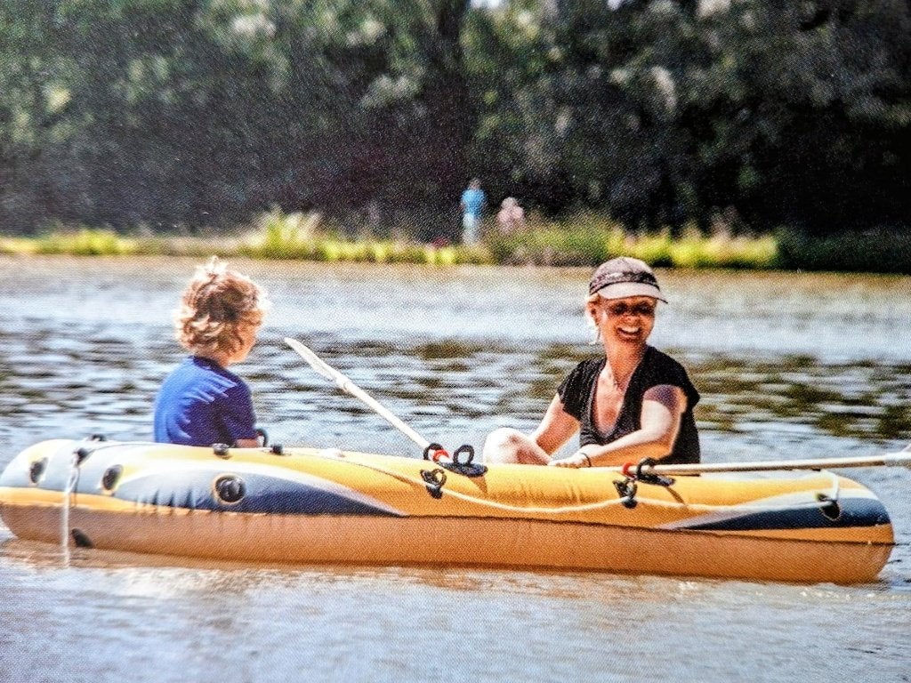 Bestway rubberboot met peddels en pomp, Ophalen, Gebruikt